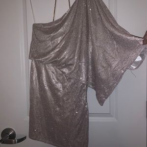 One-should cocktail dress